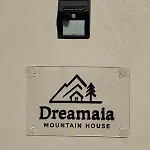 Dreamaia Mountain House, Families & Groups * Dhrimaia